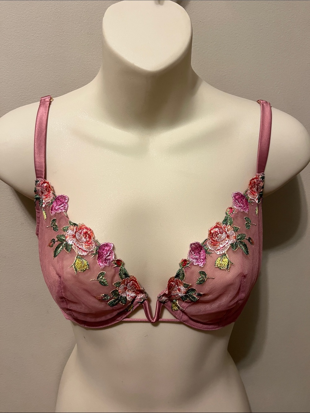 Victoria's Secret Rose Embroidered Pink Plunge Sheer Bra 32DD